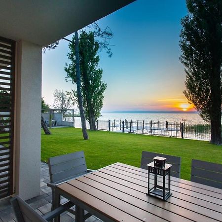 Beach 101 Villa Шіофок Екстер'єр фото