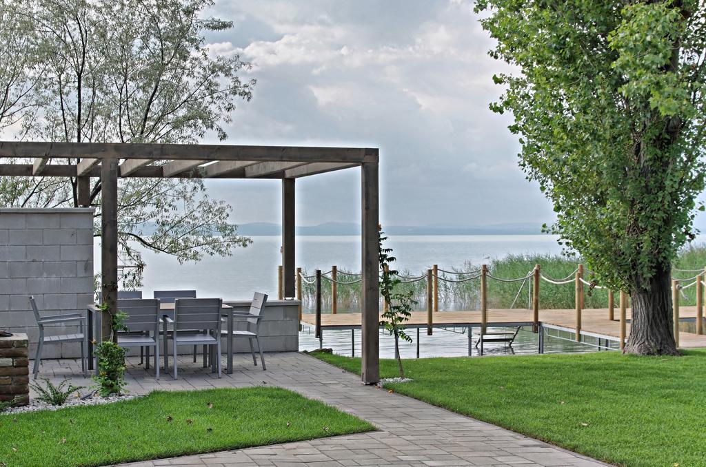 Beach 101 Villa Шіофок Екстер'єр фото